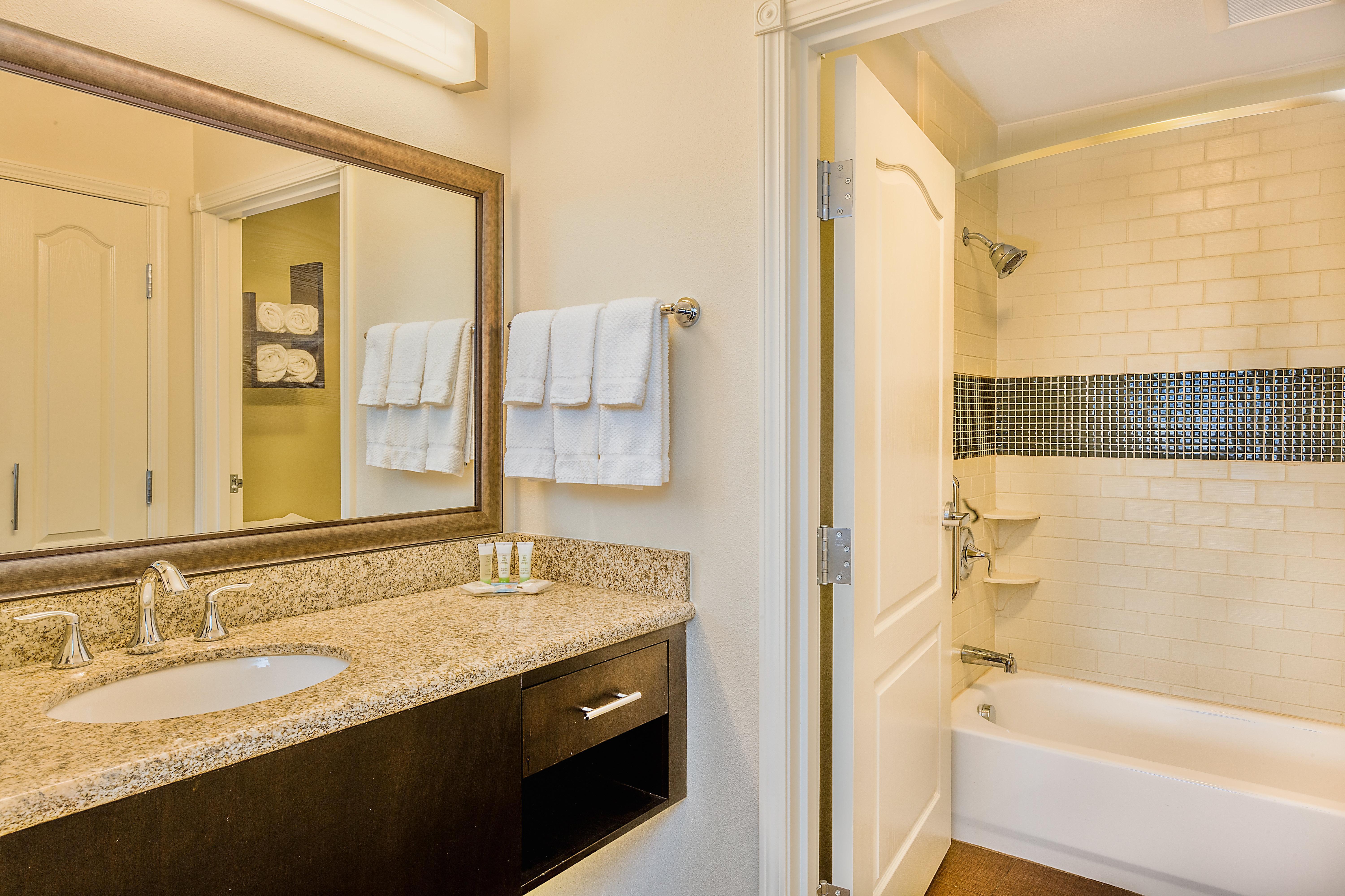 Staybridge Suites Bismarck By Ihg Extérieur photo